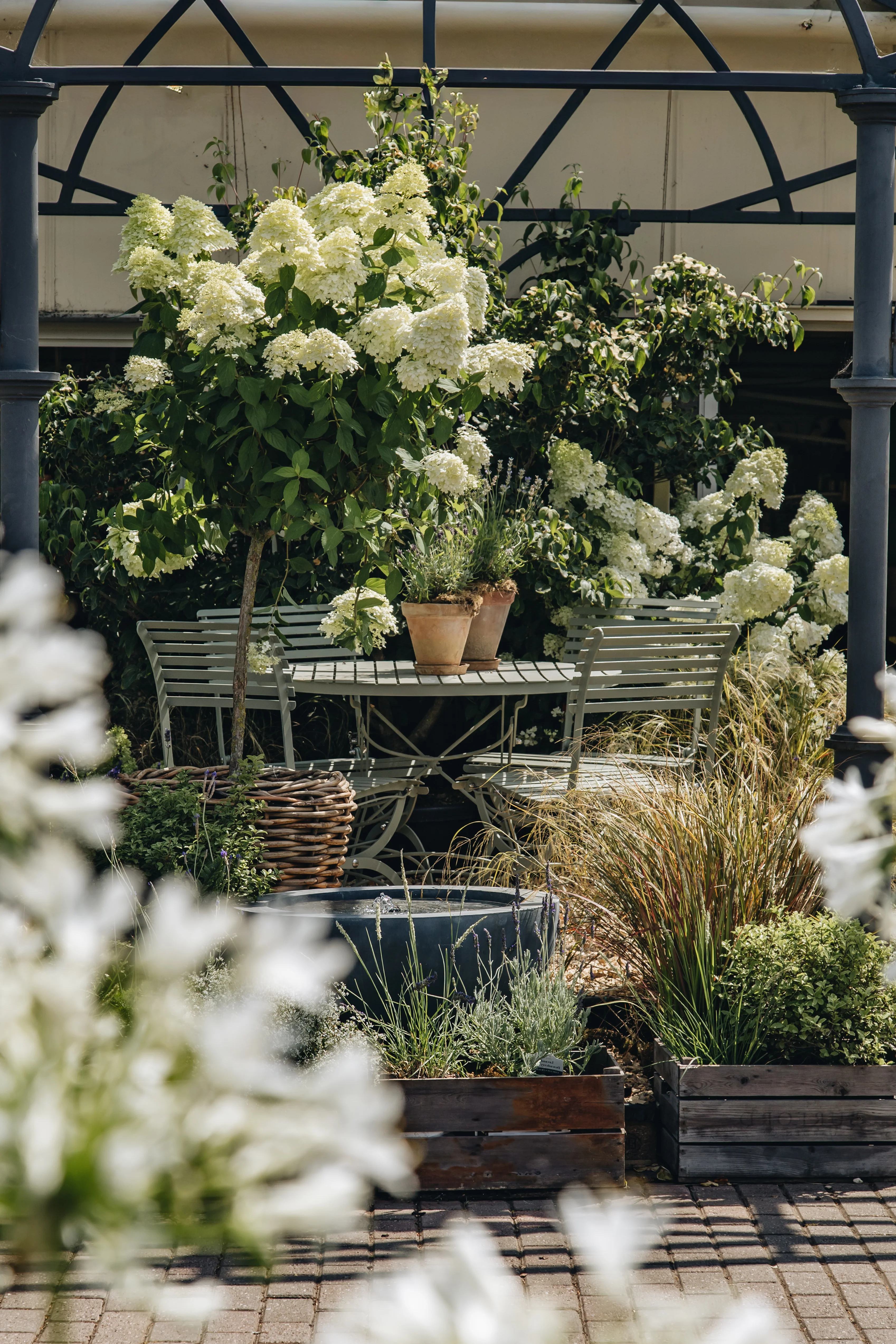Cotswold Elegance for Every Home