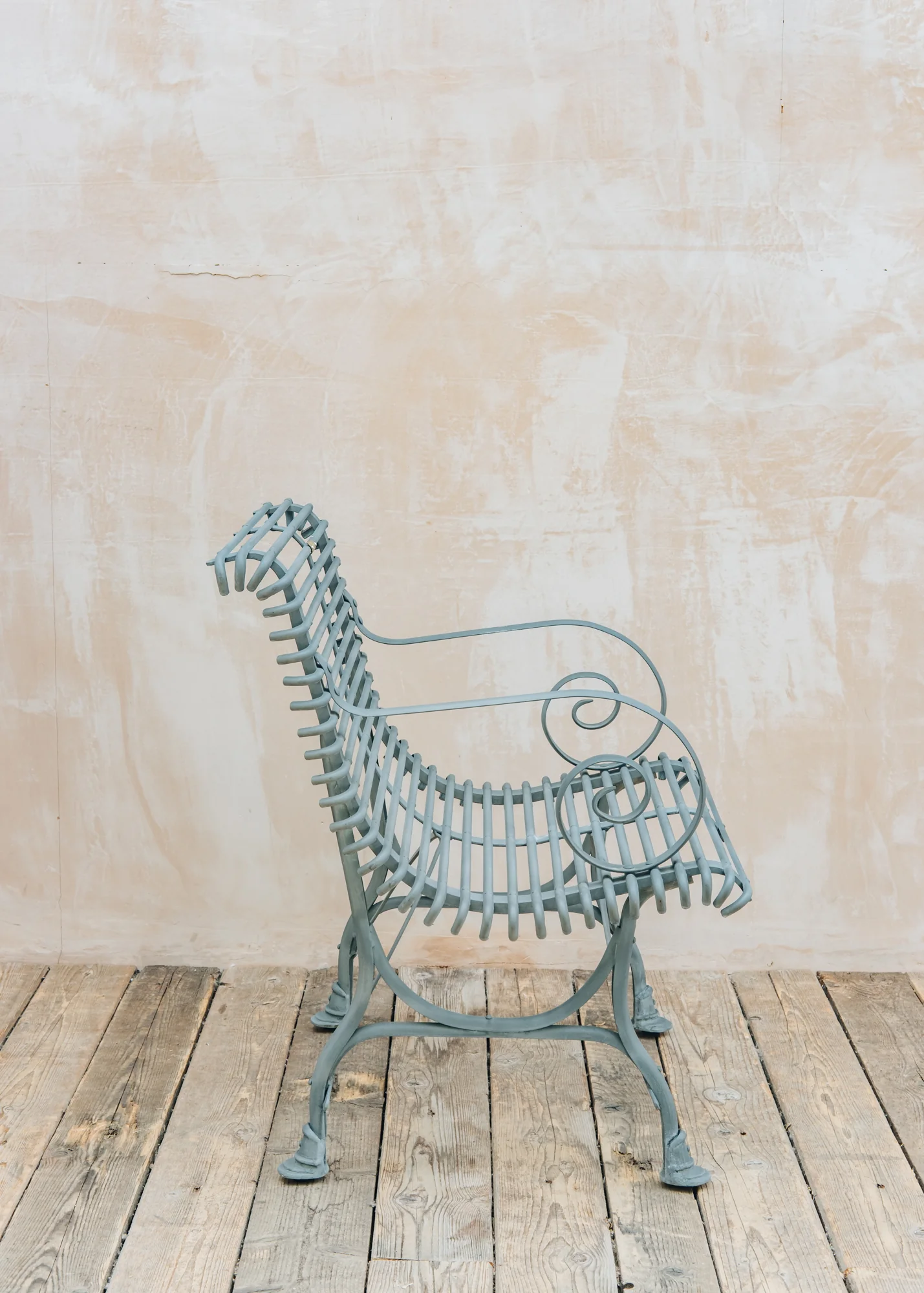 Arras Carver Chair - Image 3