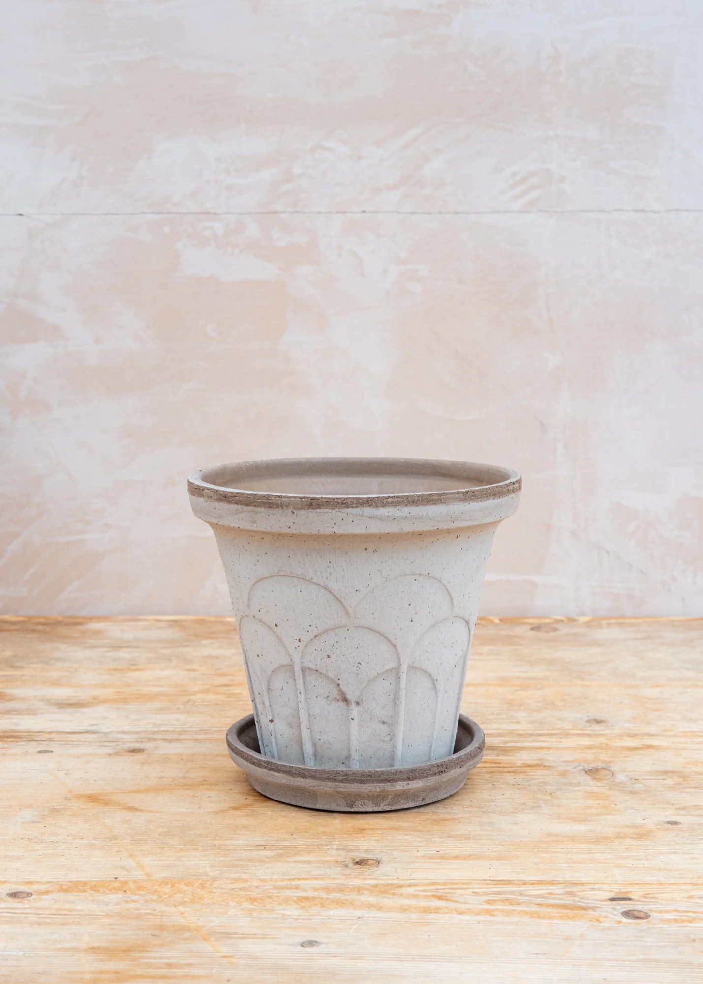 Fleur Grey Pot and Saucer Set, 16cm
