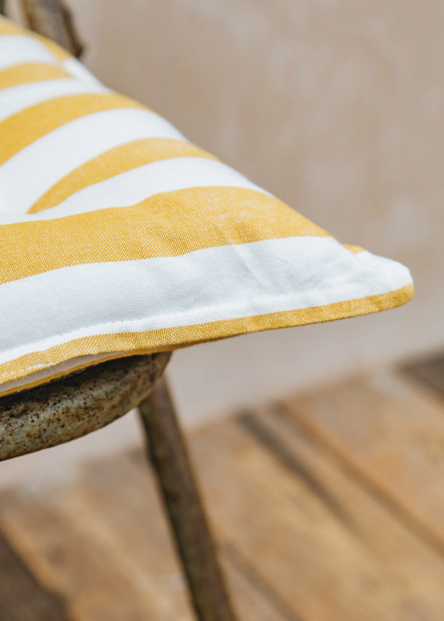 Roma Honey Seat Cushion, 45x45cm - Image 3