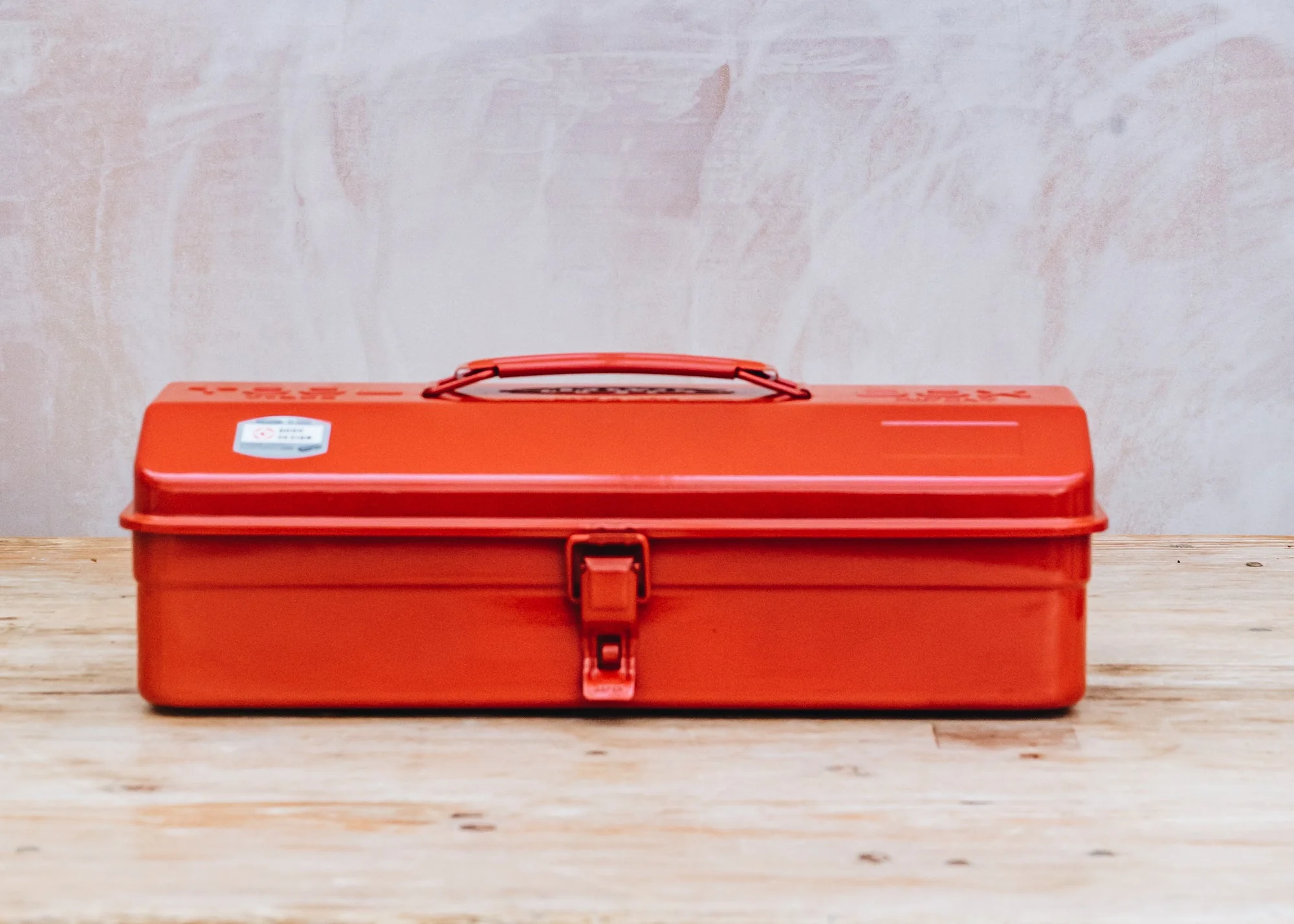 Camber Top Tool Box in Red, Y350