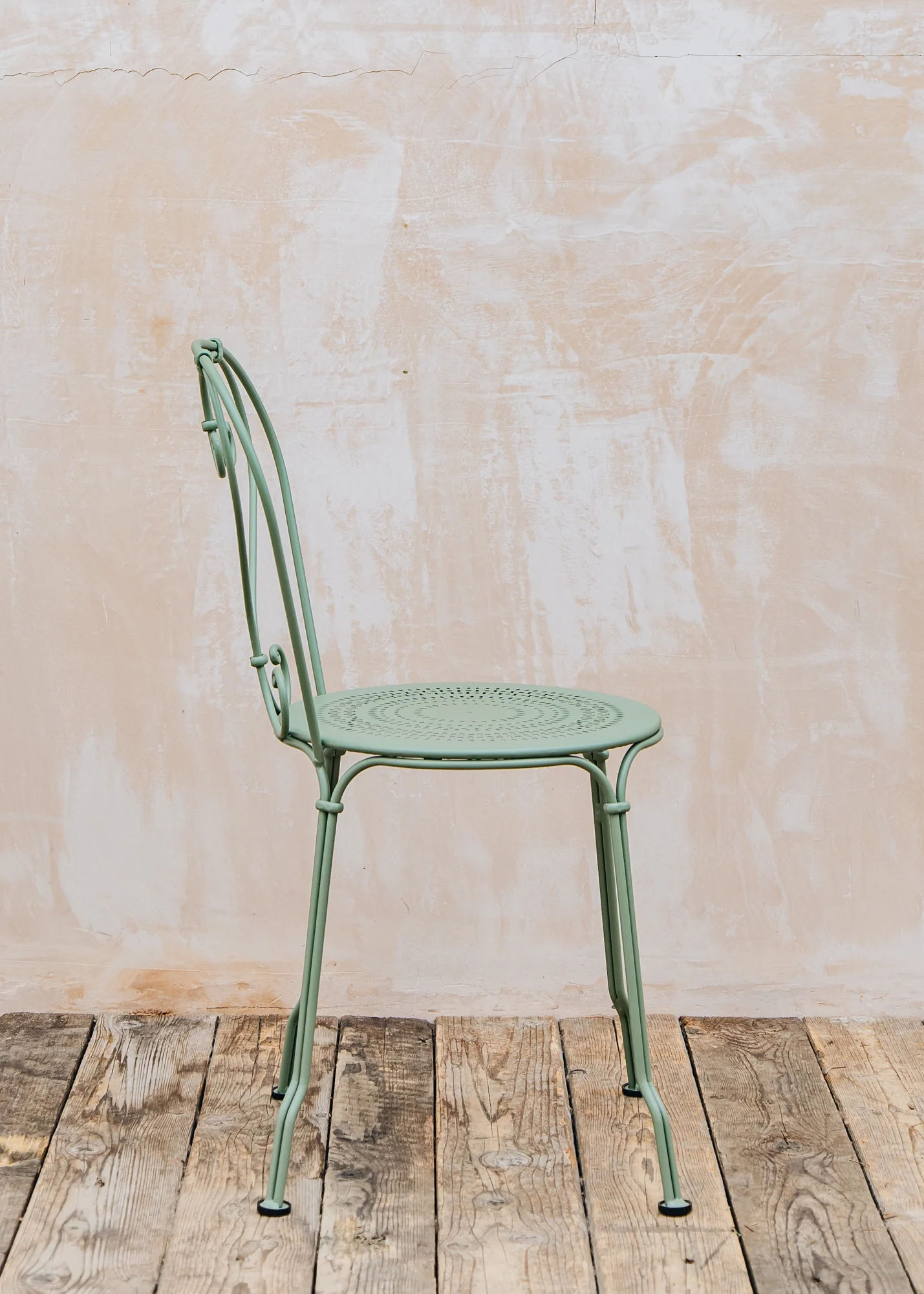 1900 Stacking Chair in Cactus - Image 2