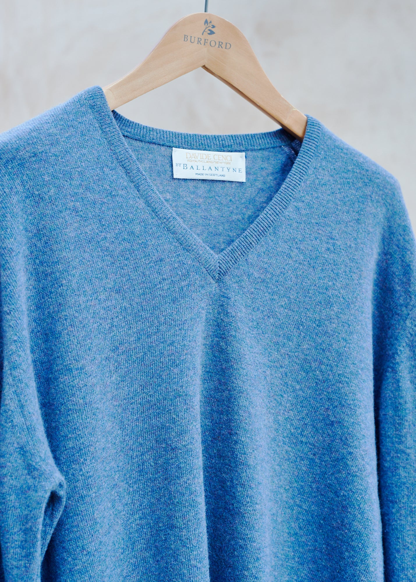 Ballantyne Super Geelong Wool V-Neck - S - Image 3