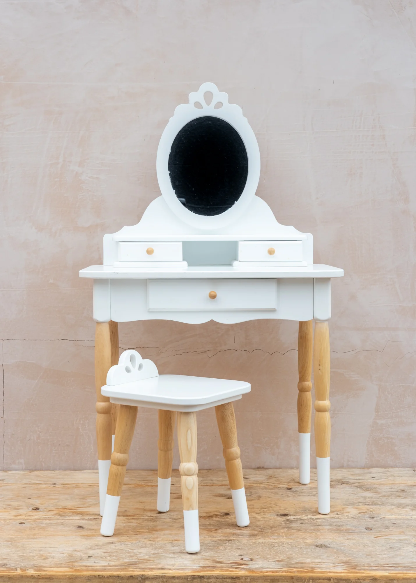 Dressing Vanity Table with Stool