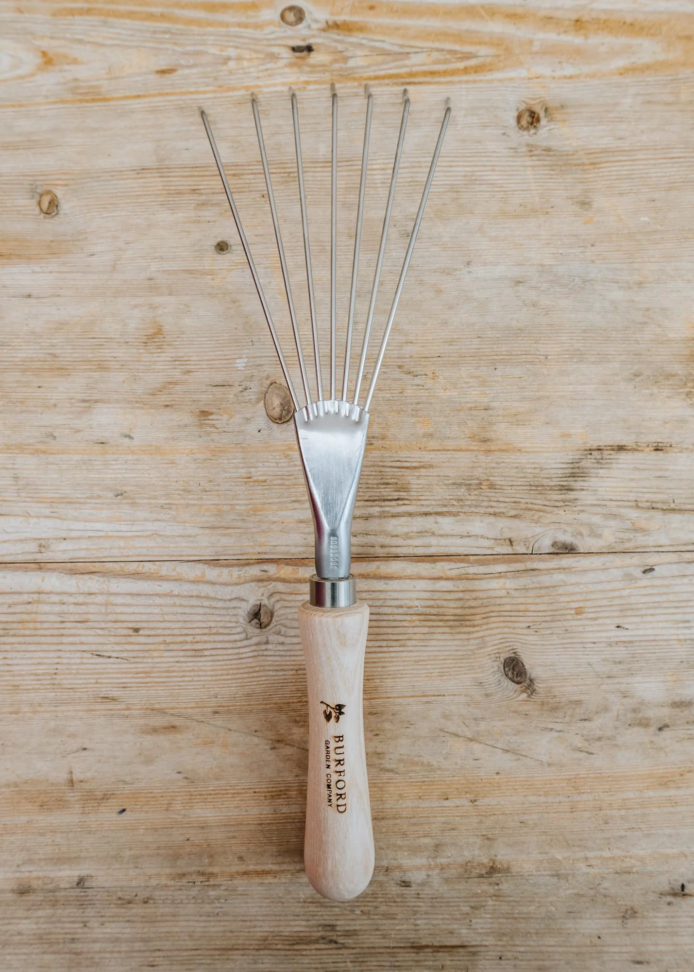Leaf Rake with Ash Handle