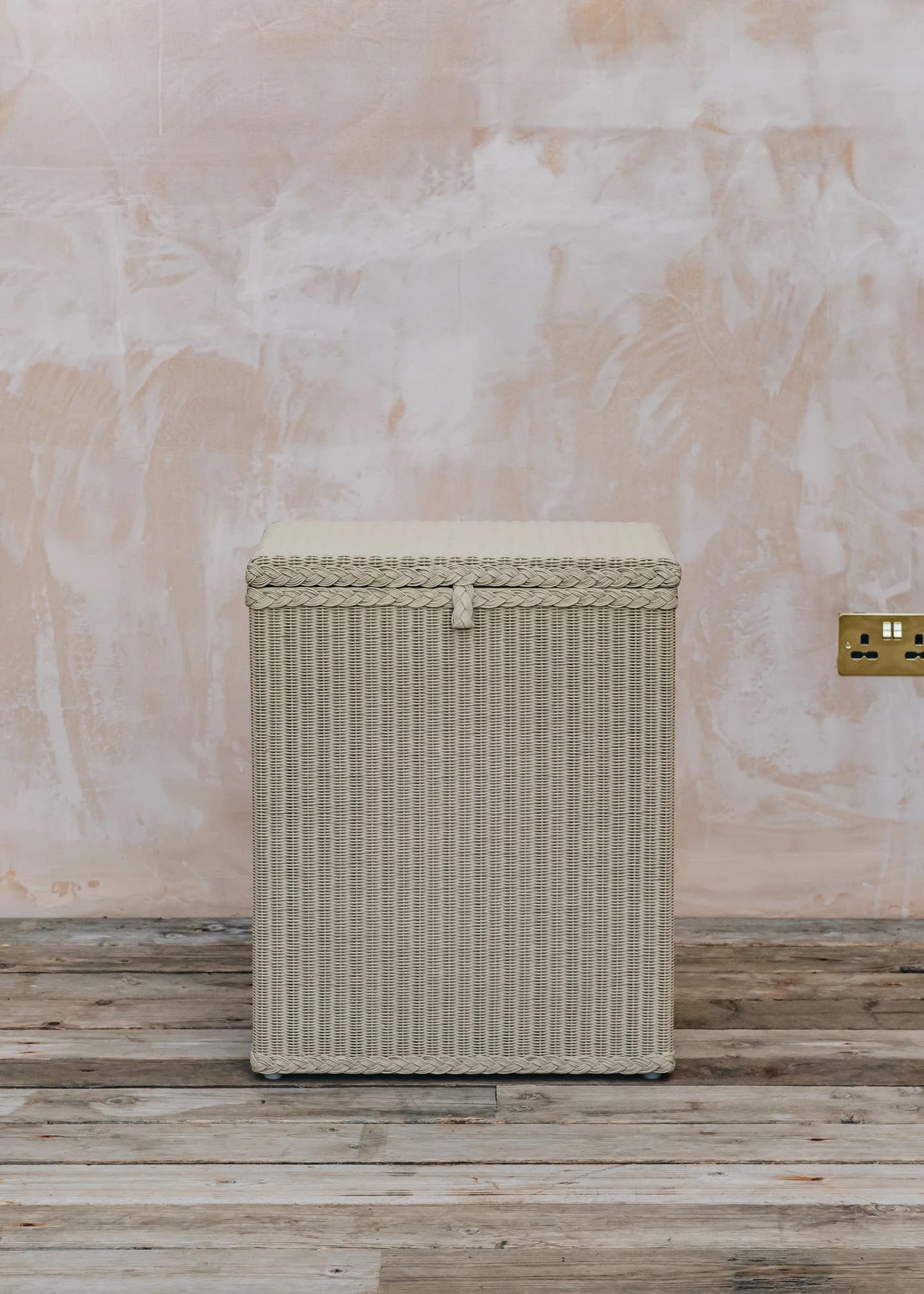 Linen Basket in Fawn