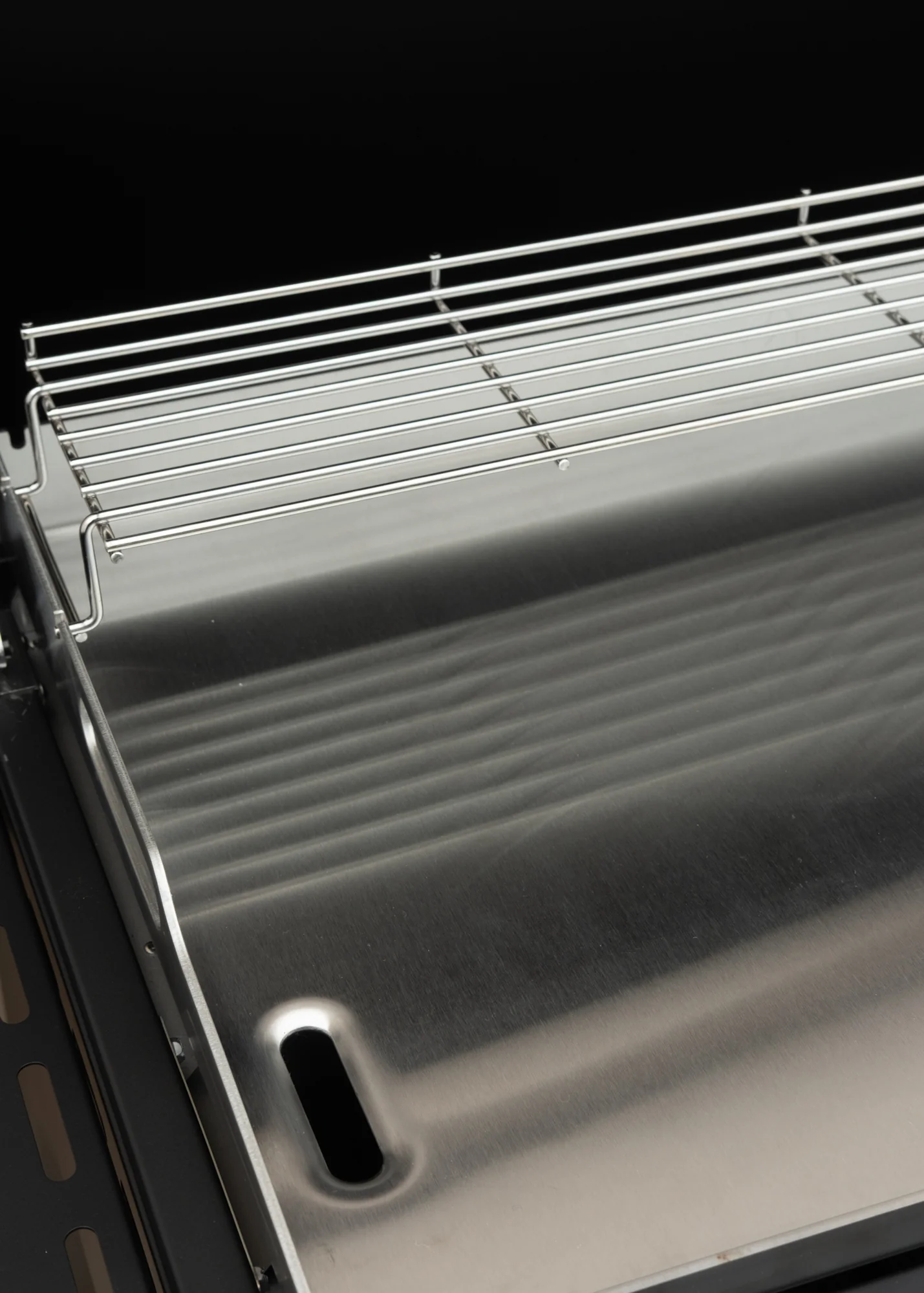 Rogue® Pro Phantom 30 Rust-Resistant Plancha Barbecue - Image 3