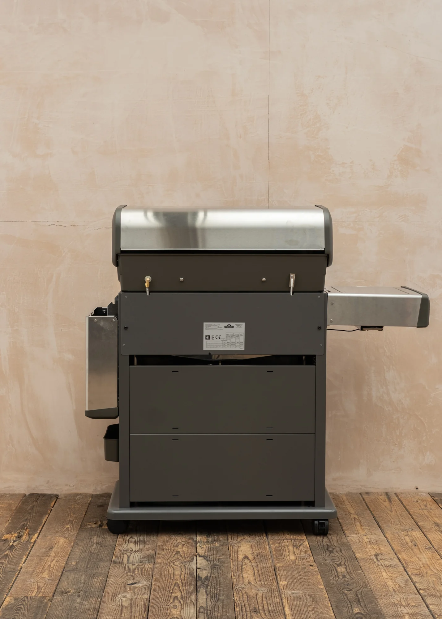 Rogue Pro-S 525 Stainless Steel Gas Barbecue - Image 6