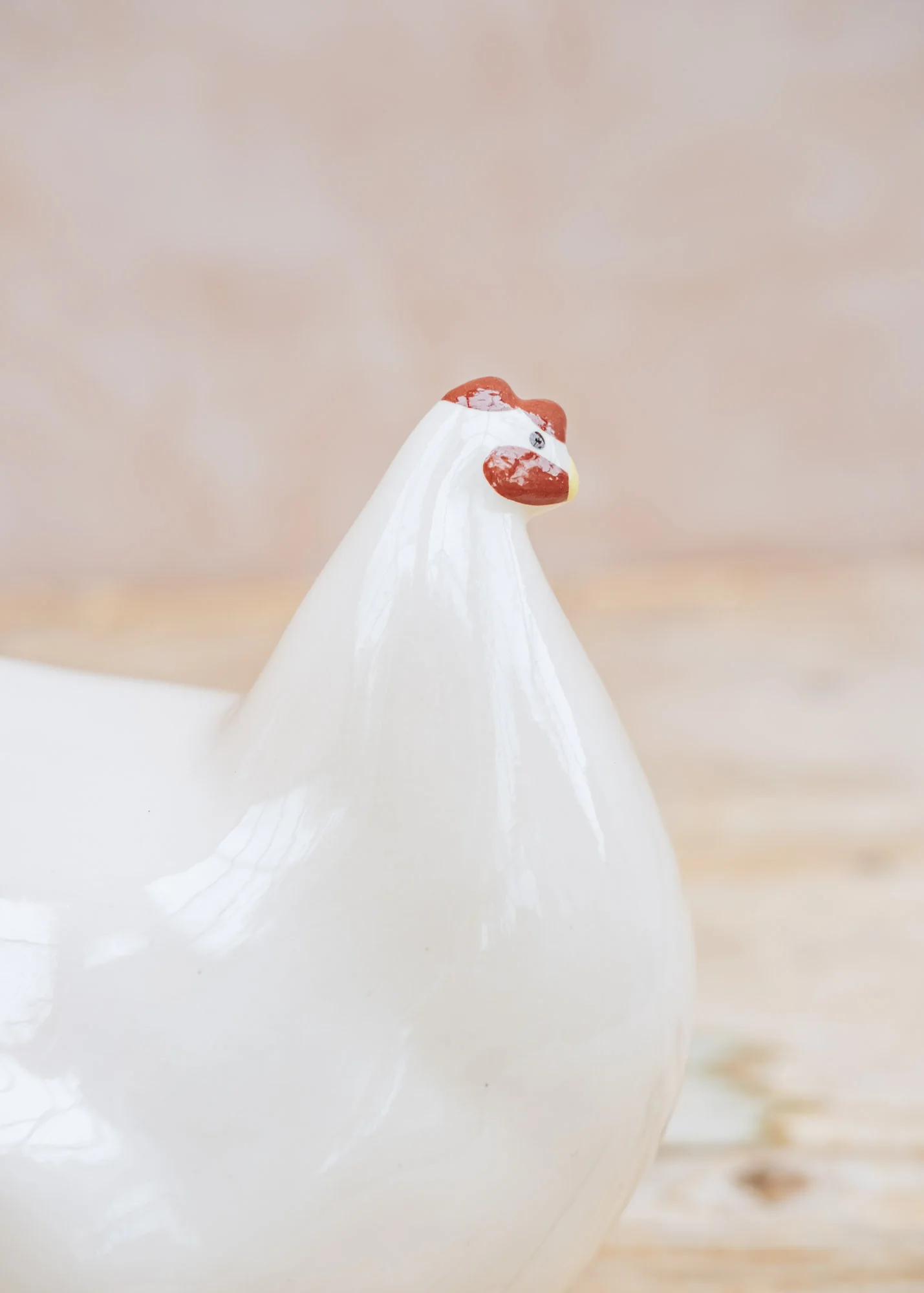 Small Ceramic Hen in Solid White - Image 2