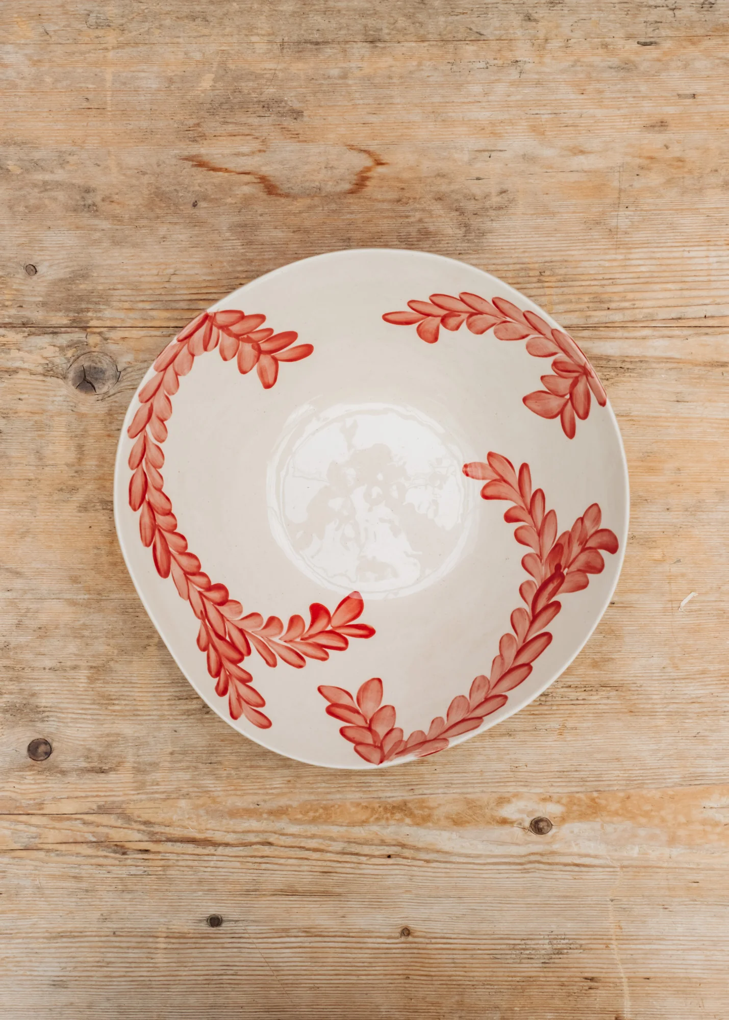 Small Salad Bowl in Pimento Vine - Image 2